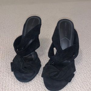 Kendall & Kylie heeled knotted suede sandals